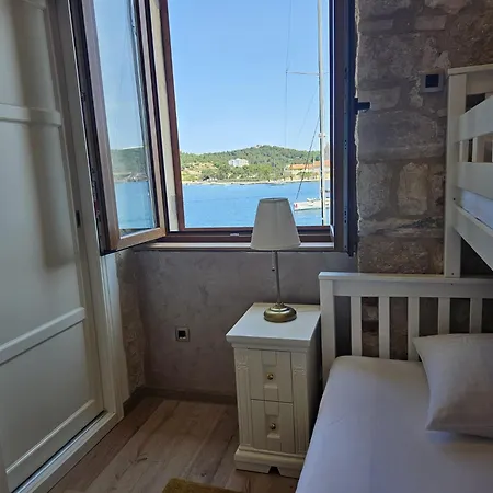 Luxury Seafront Fabri Appartement Vis