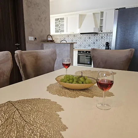 Luxury Seafront Fabri Appartement