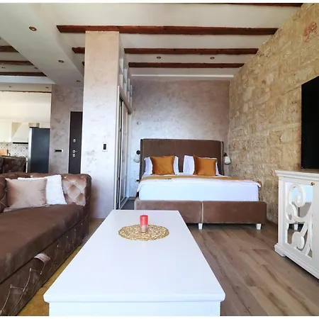 Luxury Seafront Fabri Apartman *