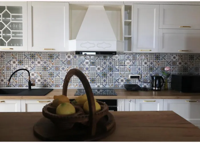 Luxury Seafront Fabri فيس