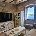 Appartement Luxury Seafront Fabri *