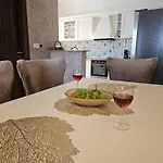Luxury Seafront Fabri Appartement